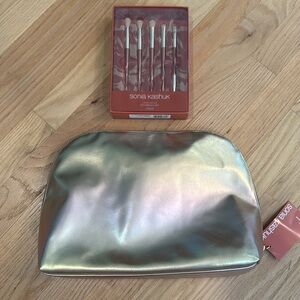 Sonia Kashuk Metallic 2 Makeup Bags with 5 piece eye Brush make up Set